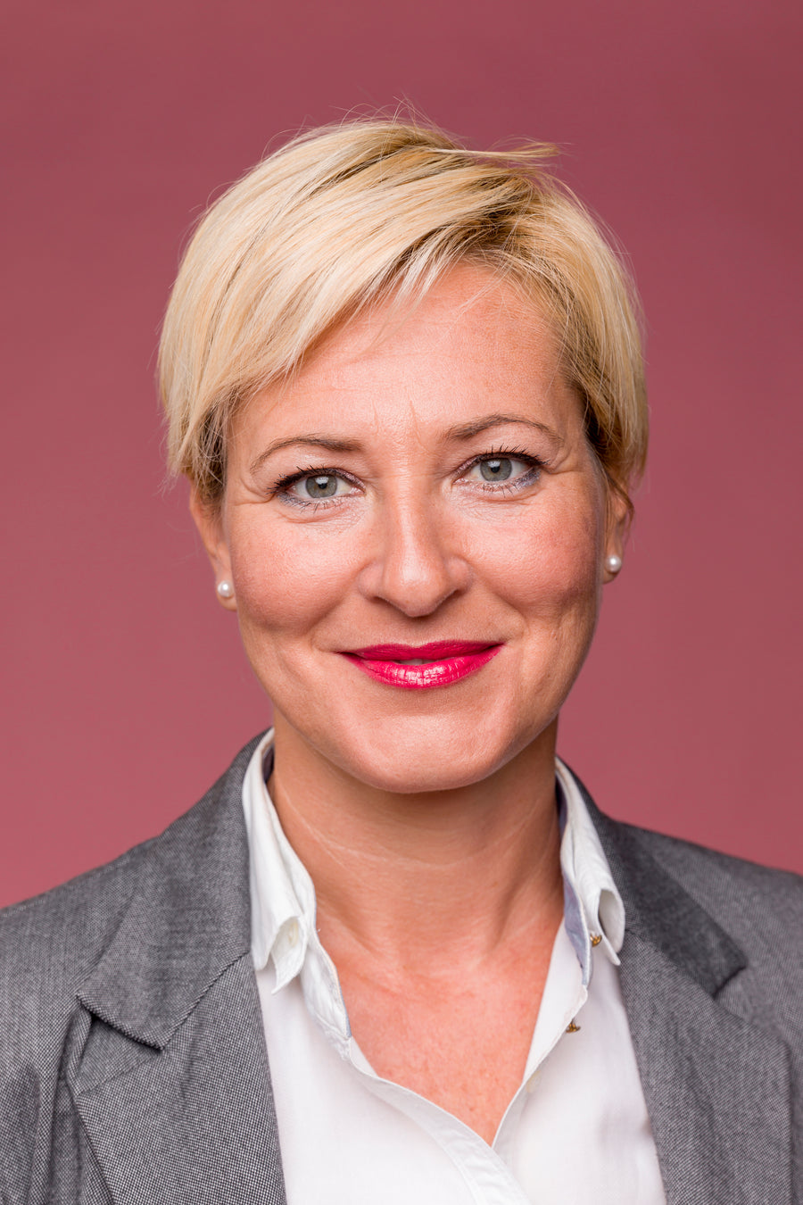 Hillary W.